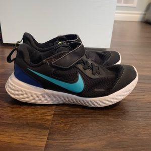 Nike Revolution size 2